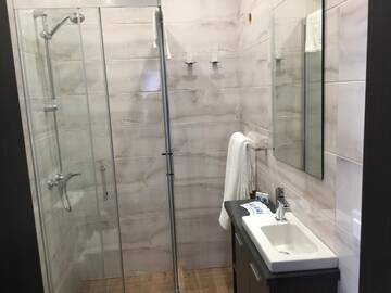 Фото номера Двухместный номер с 1 кроватью, вид на озеро Курортные отели La Casa Hotel г. Цигов-Чарк 20