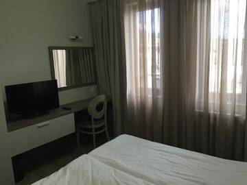 Фото номера Двухместный номер с 1 кроватью, вид на озеро Курортные отели La Casa Hotel г. Цигов-Чарк 10